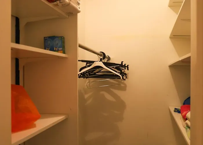 A Quiet Triangle Next To Bus Connections 公寓 罗瓦涅米