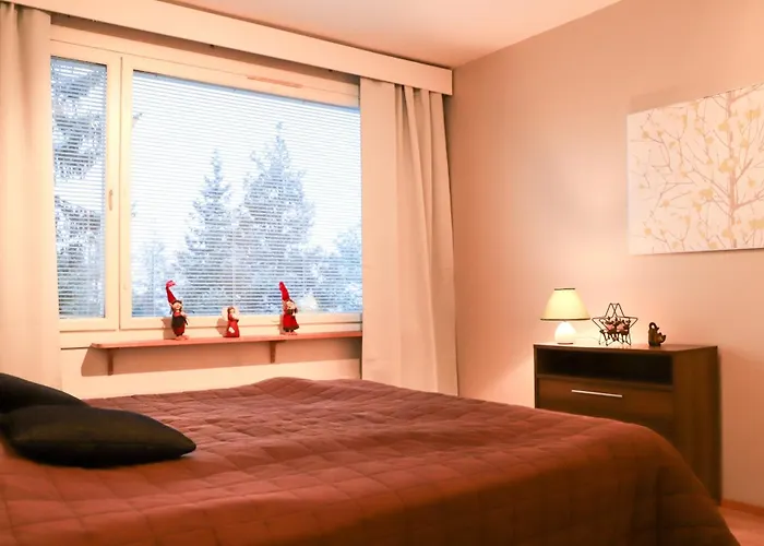 A Quiet Triangle Next To Bus Connections *